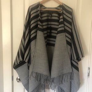 Love & Lore NWT Shall